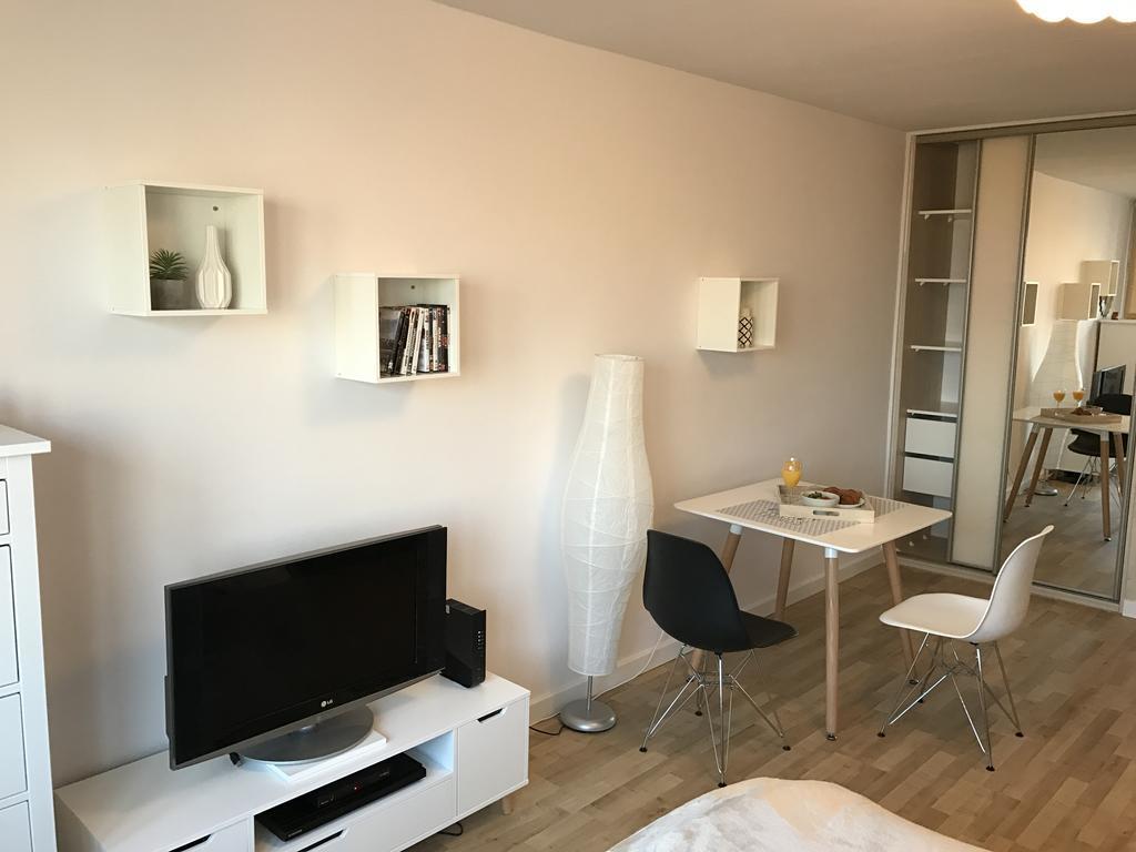 Apartament Metromarymont Varsovia Exterior foto